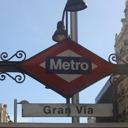Hostal Greco Gran Via Madryt Zewnętrze zdjęcie